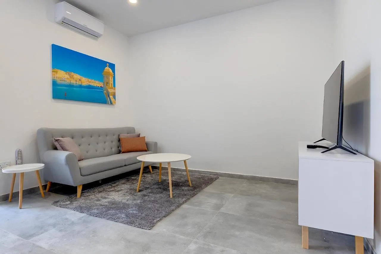 Perfect Location, Idyllic 2Br Apartment Sliema Malta